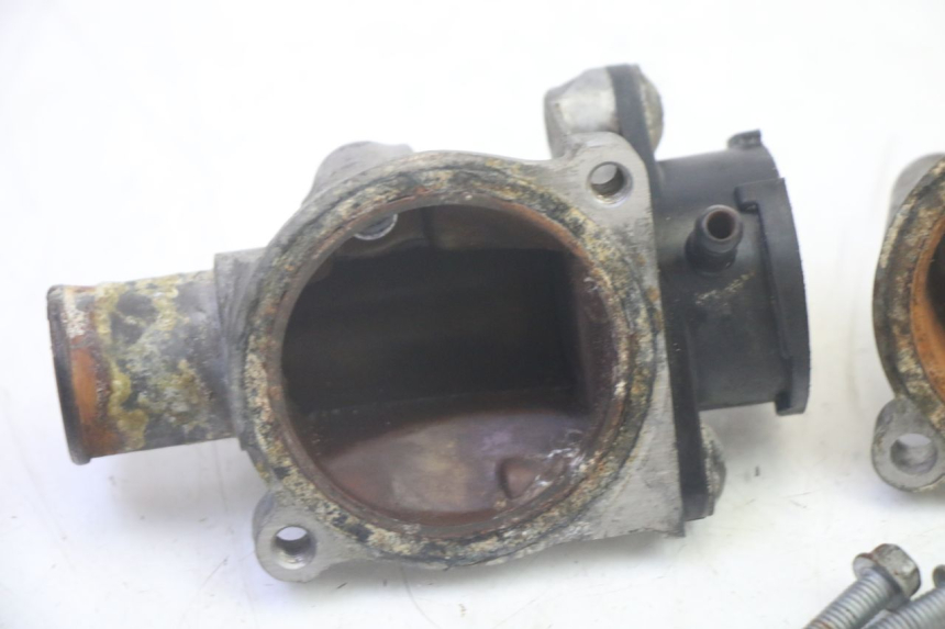 photo de THERMOSTAT  KAWASAKI GPZ RX 1000 (1986 - 1988) - Detailansicht des Bauteils