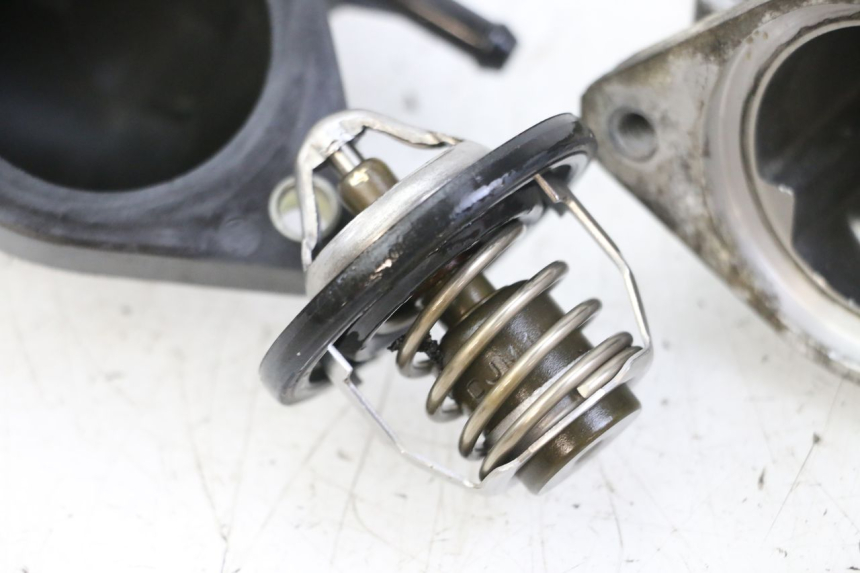 photo de THERMOSTAT  SUZUKI GSX F GSXF 650 (2007 - 2015)