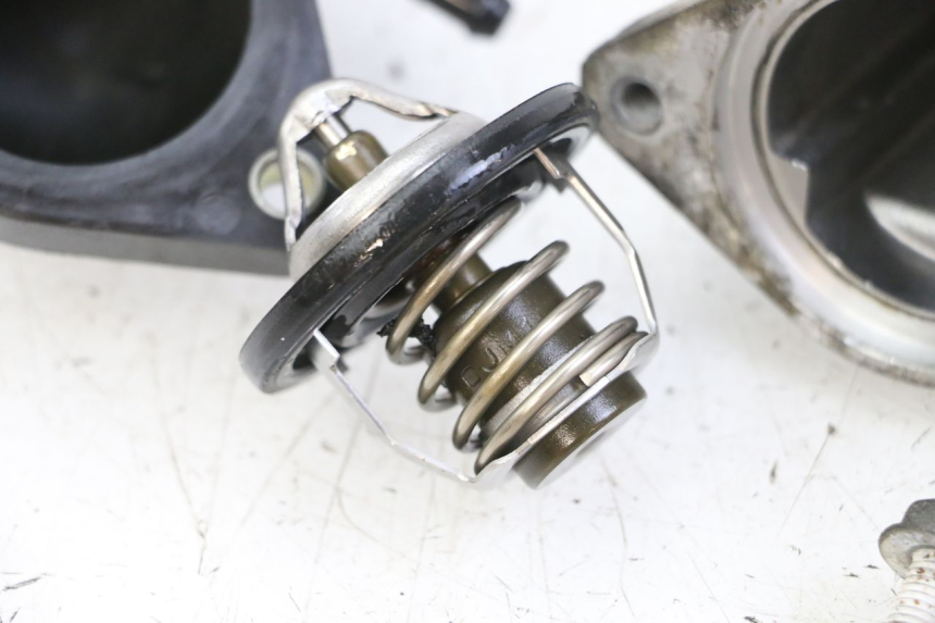 photo de THERMOSTAT  SUZUKI GSX F GSXF 650 (2007 - 2015)