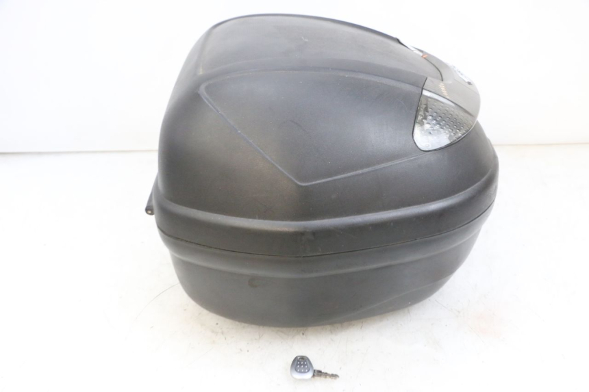 photo de KOFFER PEUGEOT DJANGO 4T 50 (2014 - 2019) - Alternativer Blickwinkel