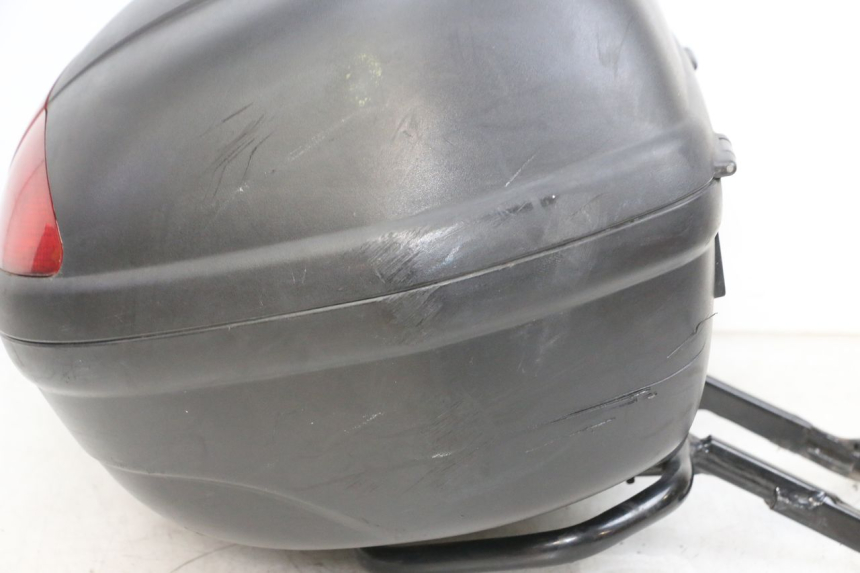 photo de KOFFER PEUGEOT KISBEE 4T 50 (2010 - 2017) - Hochauflösende Nahaufnahme