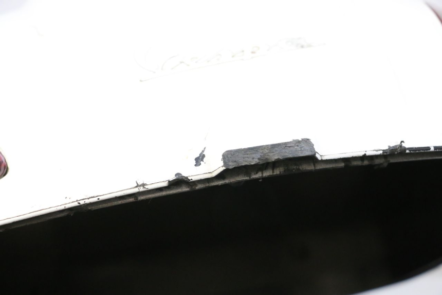 photo de KOFFER PIAGGIO VESPA GTS SUPER IE 125 (2009 - 2016) - Technische Nahaufnahme