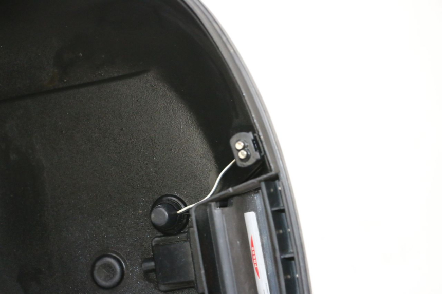 photo de KOFFER YAMAHA XMAX X-MAX 125 (2006 - 2009) - Weitere Ansicht des Artikels