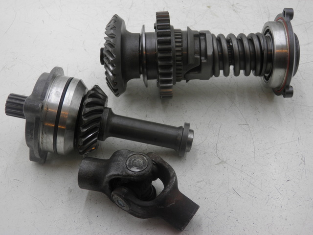 photo de GETRIEBE  YAMAHA FJR 1300 (2004 - 2005) - Fokus auf die Struktur