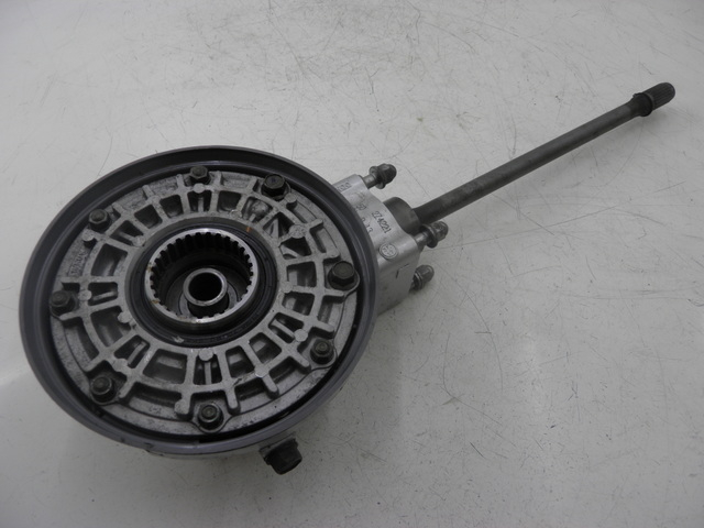 photo de GETRIEBE  YAMAHA FJR 1300 (2004 - 2005) - Details der Befestigungspunkte