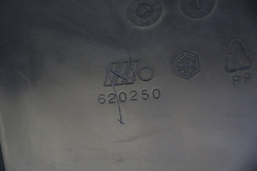 photo de TANKDECKEL PIAGGIO MP3 LT 400 (2007 - 2012) - Technische Nahaufnahme