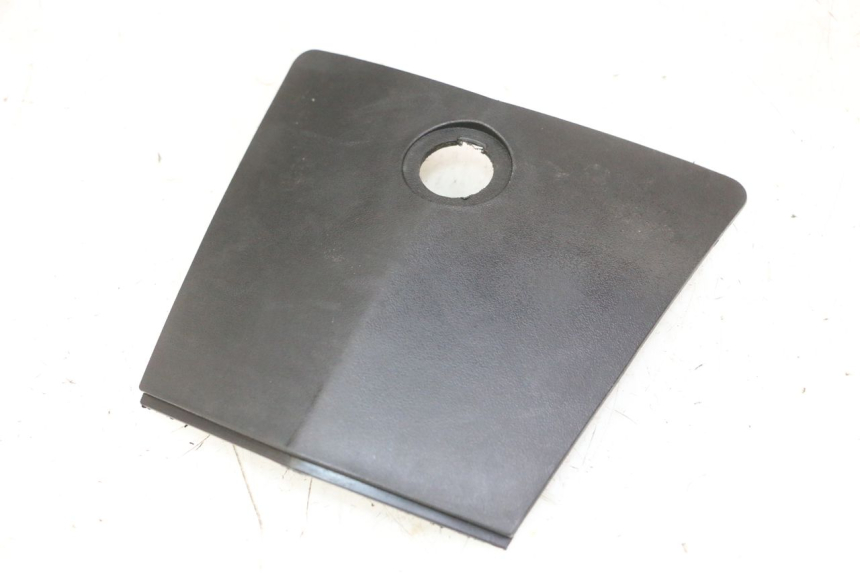 photo de TANKKLAPPE PEUGEOT VIVACITY NEW 4T 50 (2008 - 2017)