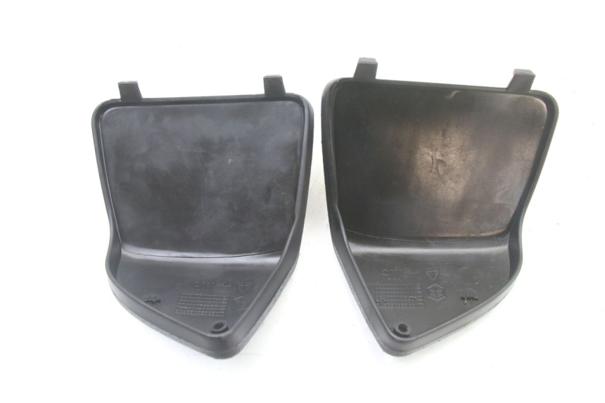 photo de VORDERE INSPEKTIONSKLAPPE PIAGGIO VESPA GRANTURISMO 125 (2003 - 2007)