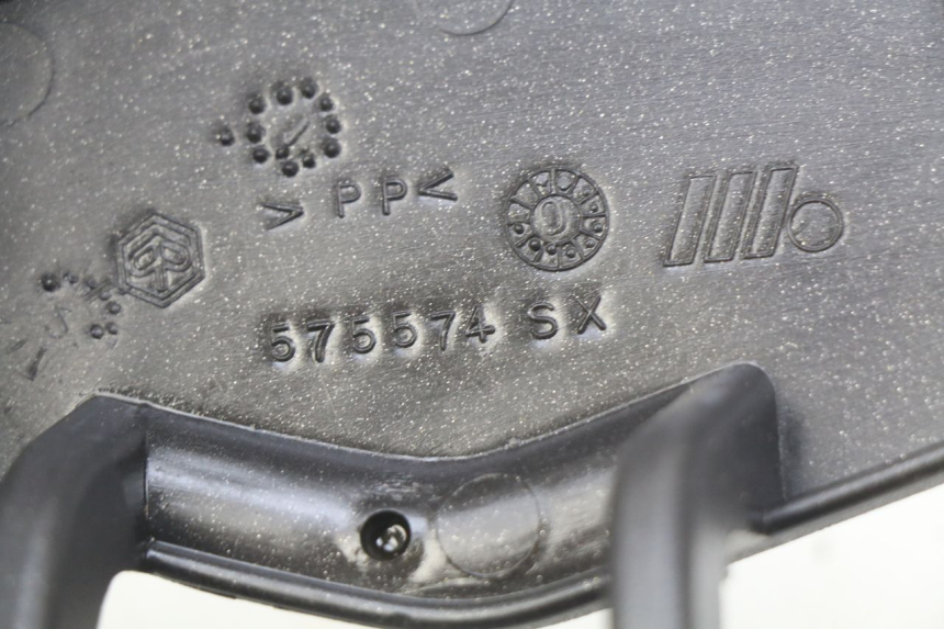 photo de VORDERE INSPEKTIONSKLAPPE PIAGGIO X9 EVOLUTION 500 (2003 - 2005)