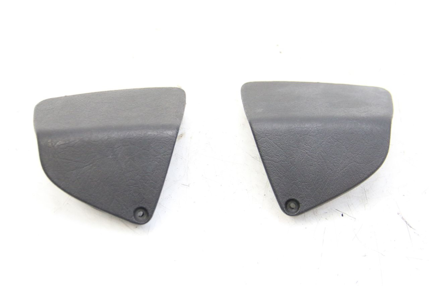 photo de VORDERE INSPEKTIONSKLAPPE PIAGGIO VESPA GRANTURISMO 125 (2003 - 2007)