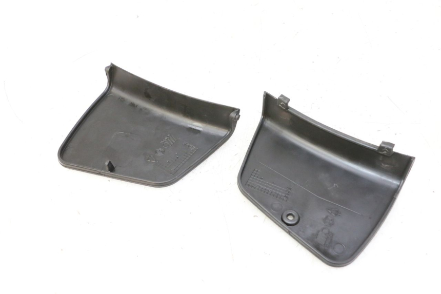 photo de VORDERE INSPEKTIONSKLAPPE PIAGGIO XEVO - X EVO 125 (2007 - 2016)