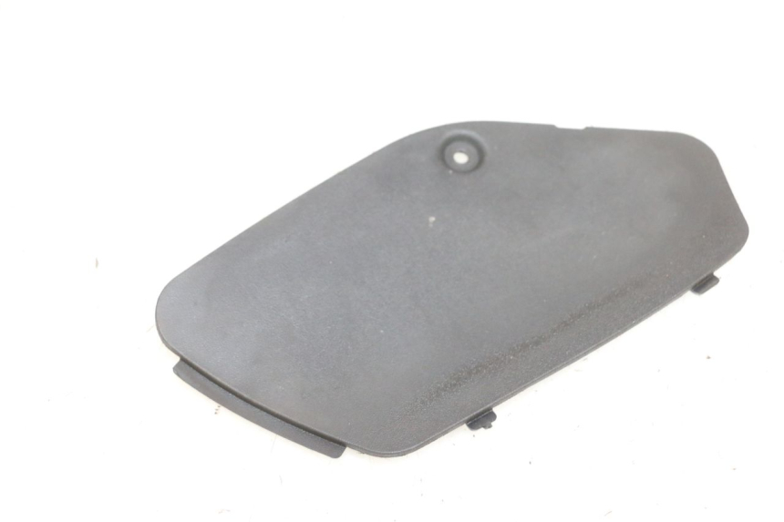 photo de RECHTE INSPEKTIONSLUKE PIAGGIO MP3 125 (2006 - 2014)