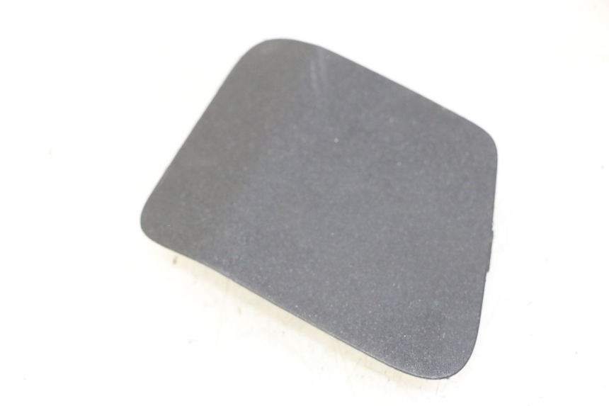 photo de RECHTS REVISIONSDECKEL PEUGEOT SATELIS 125 (2013 - 2018)