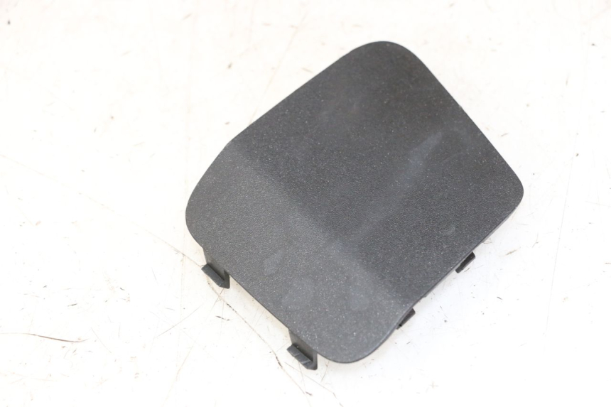 photo de  LINKS REVISIONSDECKEL PEUGEOT SATELIS 125 (2013 - 2018)