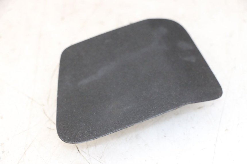 photo de  LINKS REVISIONSDECKEL PEUGEOT SATELIS 125 (2013 - 2018)