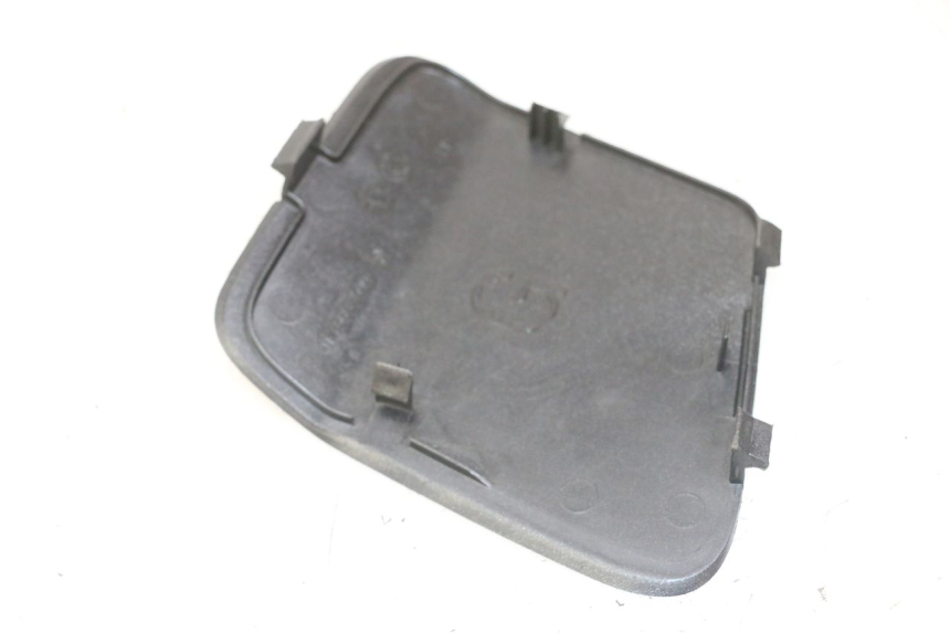 photo de  LINKS REVISIONSDECKEL PEUGEOT SATELIS COMPRESSOR K15 125 (2006 - 2009)