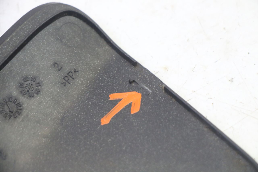 photo de  LINKS REVISIONSDECKEL PEUGEOT SATELIS 125 (2006 - 2009)