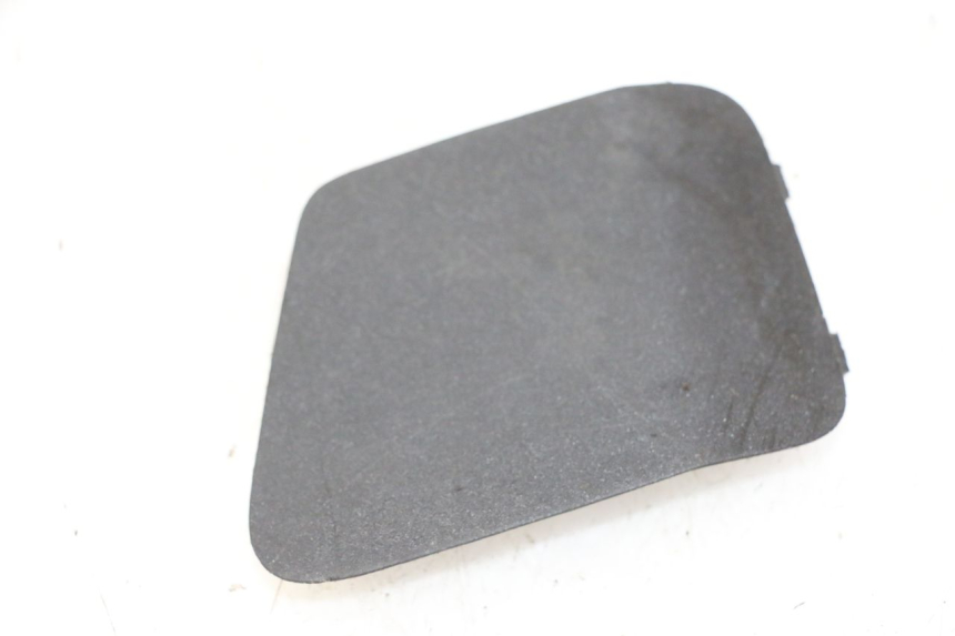 photo de  LINKS REVISIONSDECKEL PEUGEOT SATELIS 125 (2013 - 2018)