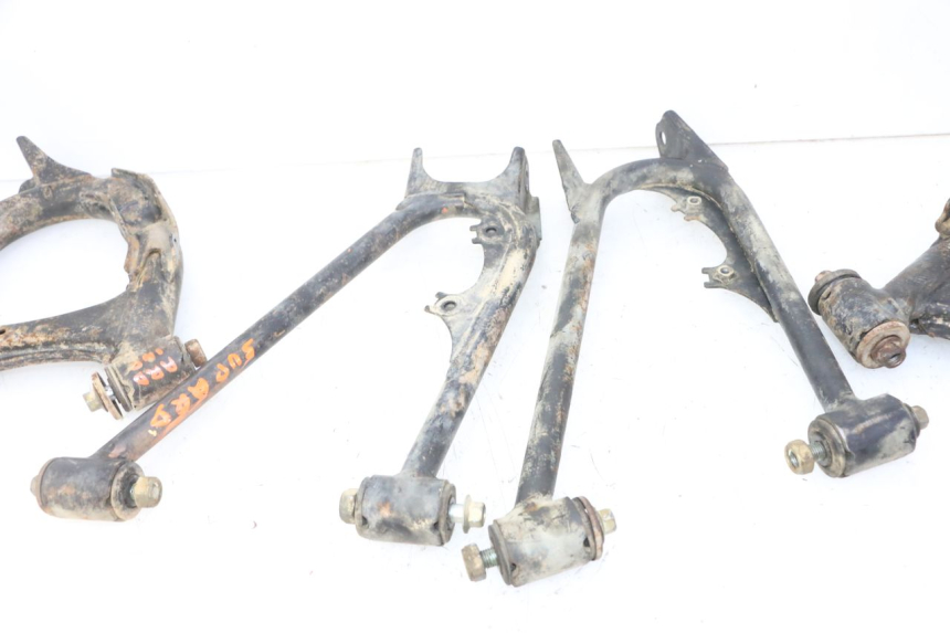 photo de HINTERER DREIECKSLENKER YAMAHA YFM GRIZZLY 550 (2008 - 2015)