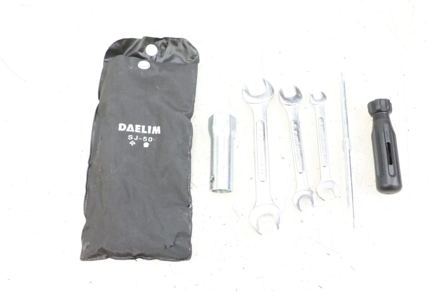 photo de WERKZEUG DAELIM A-FOUR 2T 50 (2005 - 2012)