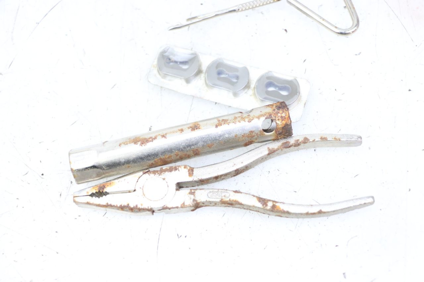 photo de WERKZEUG BMW C1 125 (2000 - 2003)