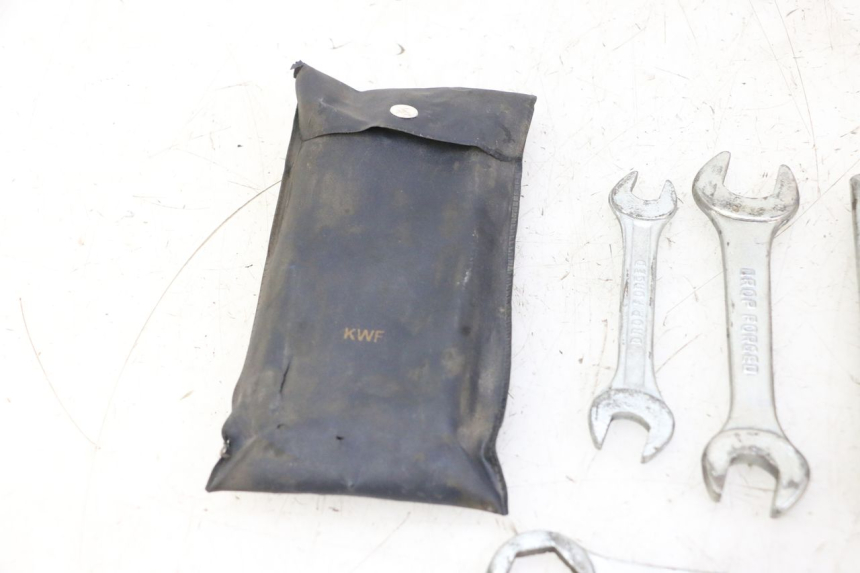 photo de WERKZEUG HONDA CBF 125 (2009 - 2015)