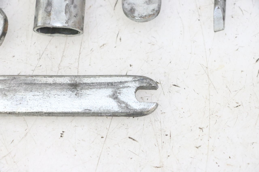 photo de WERKZEUG HONDA CBF 125 (2009 - 2015)