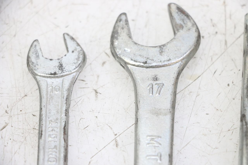 photo de WERKZEUG HONDA CBF 125 (2009 - 2015)