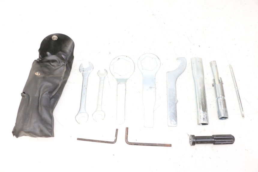 photo de WERKZEUG YAMAHA FZ6 FAZER S2 600 (2007 - 2011)