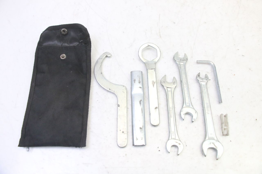 photo de WERKZEUG BMW G310 R 310 (2016 - 2020)