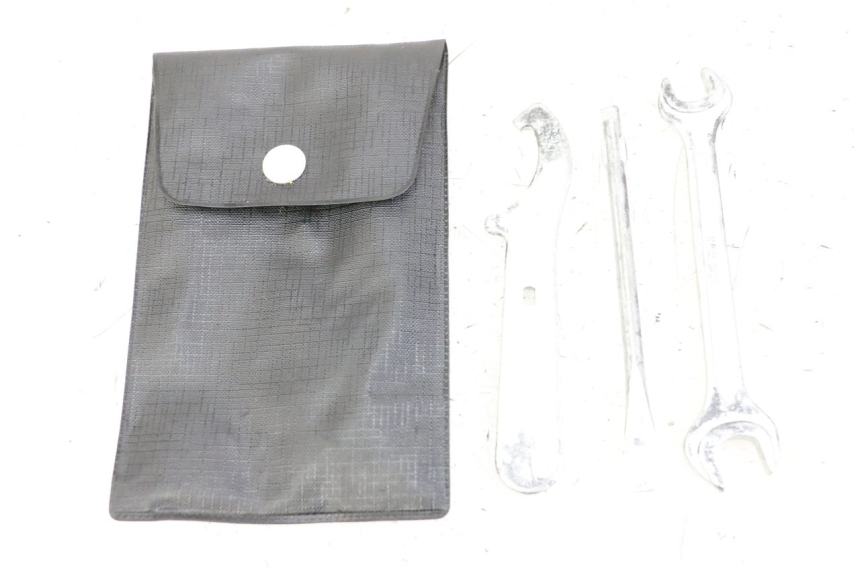 photo de WERKZEUG HONDA FES S-WING SWING ABS 125 (2007 - 2015)