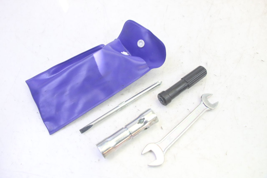 photo de WERKZEUG JM MOTORS SANTANA EVO 50 (2024 - 2026) - Hauptansicht