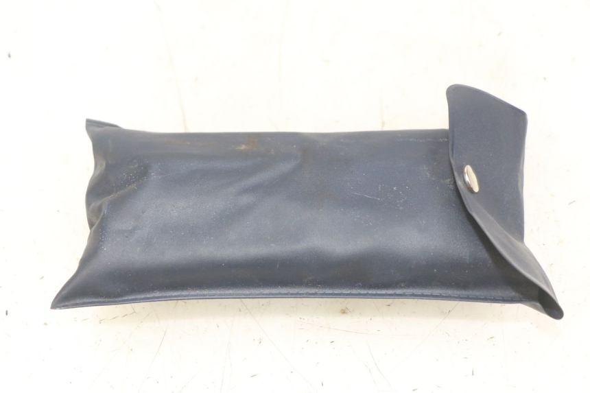 photo de WERKZEUGSET HONDA SCV LEAD 100 (2003 - 2007)