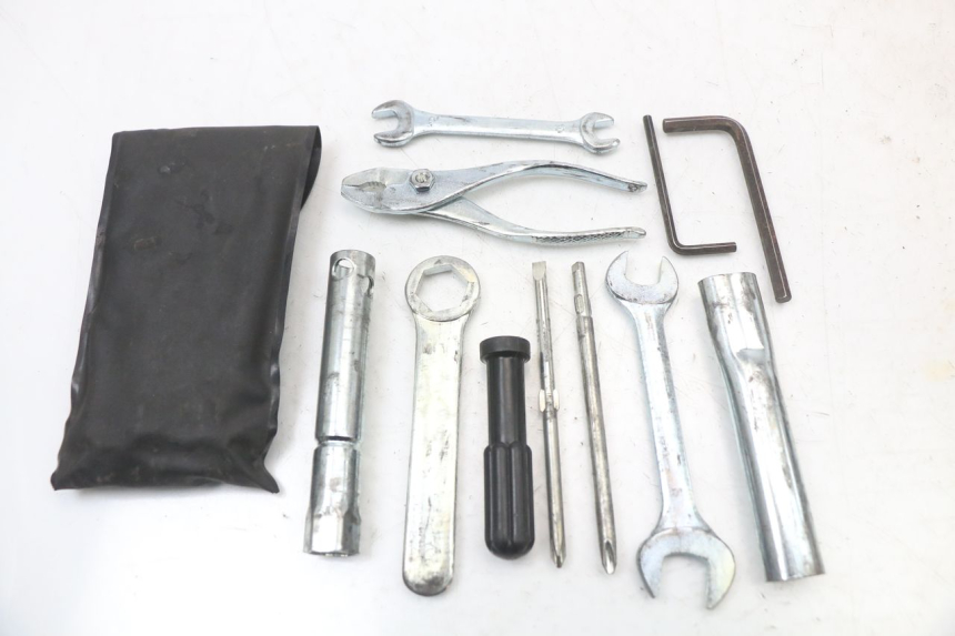 photo de Werkzeugtasche SUZUKI VL INTRUDER 125 (2004 - 2007)
