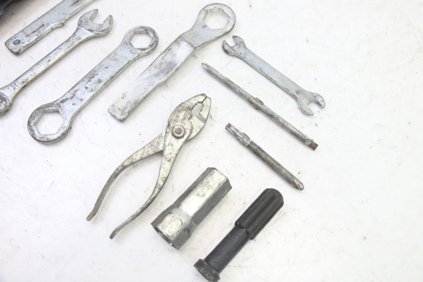 photo de WERKZEUG YAMAHA TDR DELTABOX 125 (1993 - 2003)