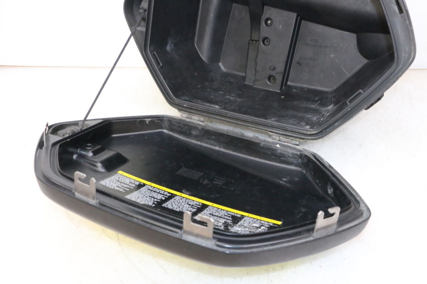 photo de KOFFERTRÄGER RECHT YAMAHA FJR ABS 1300 (2006 - 2012) - Zoom auf Gebrauchszustand