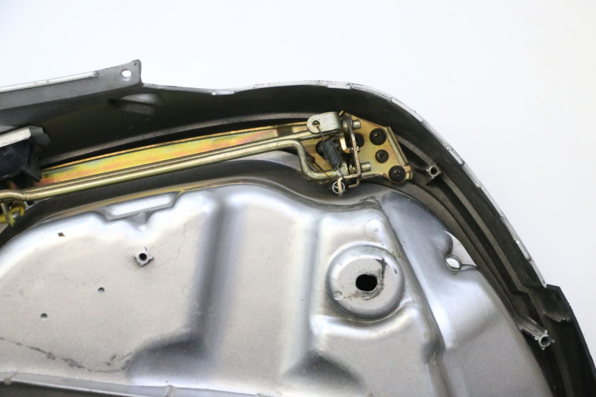 photo de KOFFERTRÄGER RECHT HONDA NTV DEAUVILLE 650 (2001 - 2006)