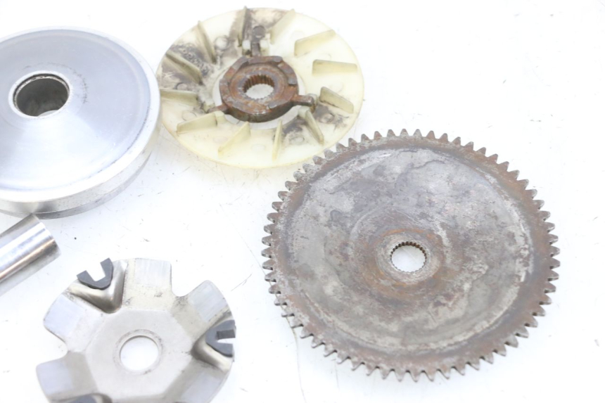 photo de VARIOMETER KYMCO AGILITY 16+ 4T 50 (2018 - 2023) - Alternative Perspektive