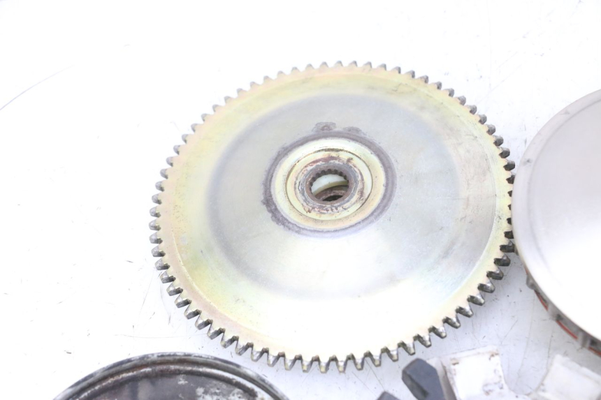 photo de VARIOMATIK PEUGEOT ELYSEO 125 (1999 - 2004) - Details der Befestigungspunkte