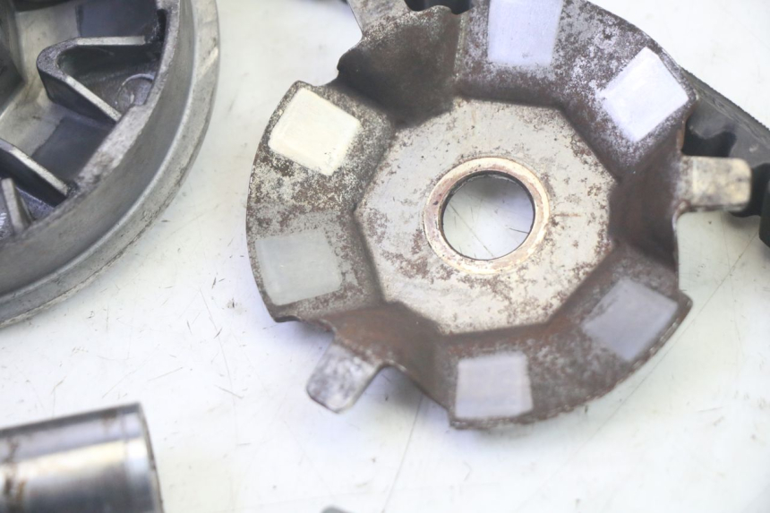 photo de VARIOMATIK SYM GTS EVO 125 (2009 - 2013) - Zoom auf Gebrauchszustand