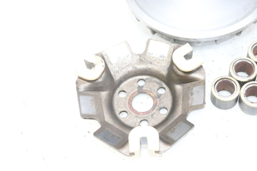 photo de VARIOMATIK DAELIM S1 125 (2007 - 2016) - Details der Befestigungspunkte