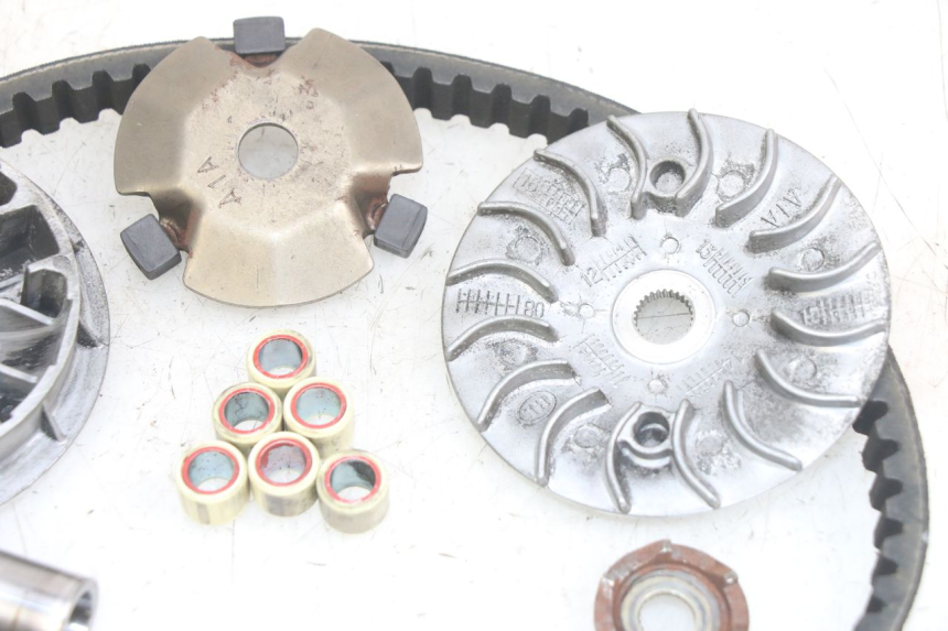 photo de VARIOMETER PEUGEOT TWEET 4T 50 (2014 - 2019) - Details der Befestigungspunkte