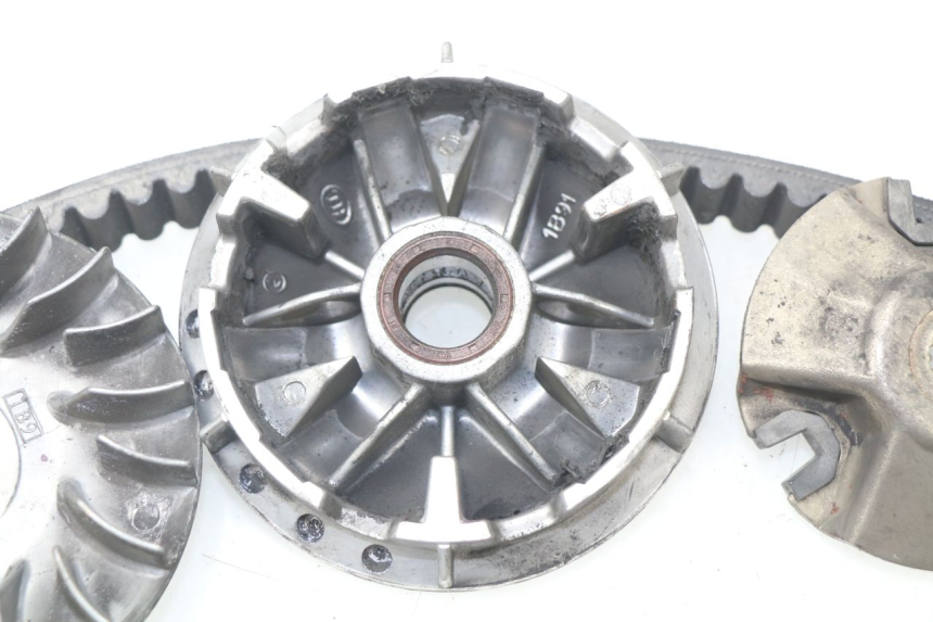 photo de VARIOMATIK YAMAHA XMAX X-MAX ABS 125 (2014 - 2016) - Oberflächenzustand und Material