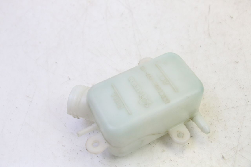 photo de KÜHLWASSERBEHÄLTER QUADRO 4 4D 350 (2015 - 2018)