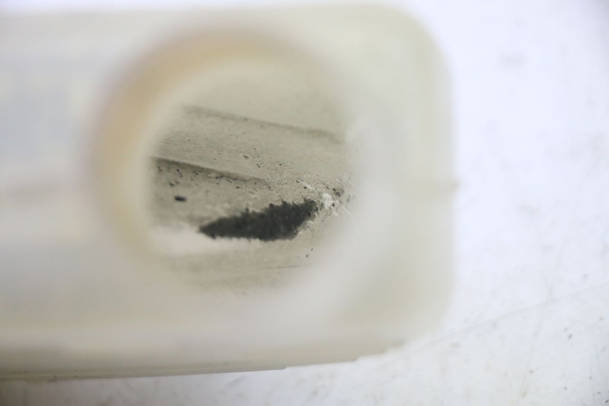 photo de KÜHLWASSERBEHÄLTER SUZUKI DL V STROM 1000 (2002 - 2007) - Technische Nahaufnahme