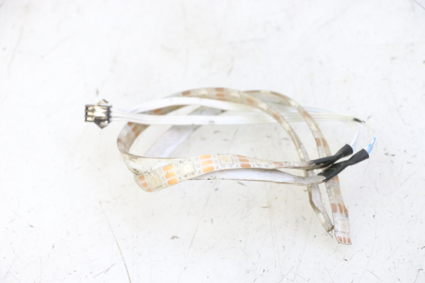 photo de KONTROLLLAMPE HITWAY H5 1