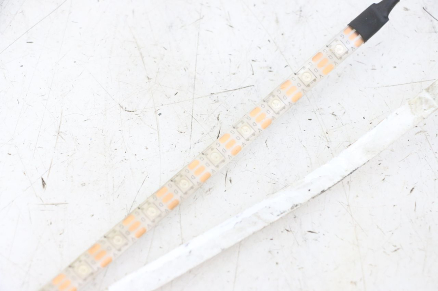 photo de KONTROLLLAMPE HITWAY H5 1