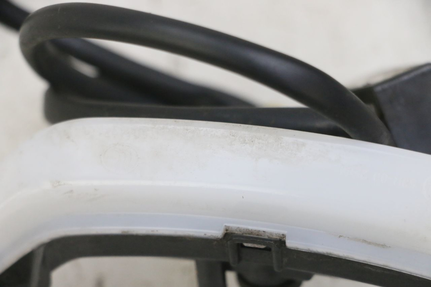 photo de STANDLICHT PEUGEOT KISBEE 4T 50 (2018 - 2022)