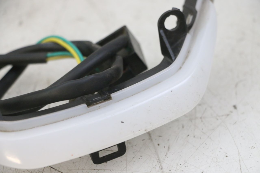 photo de STANDLICHT PEUGEOT KISBEE 4T 50 (2018 - 2022)