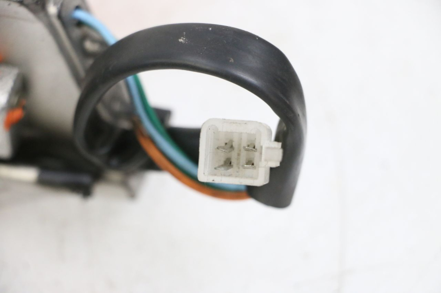 photo de KONTROLLLAMPE EFUN PUSA 1 - Details der Befestigungspunkte